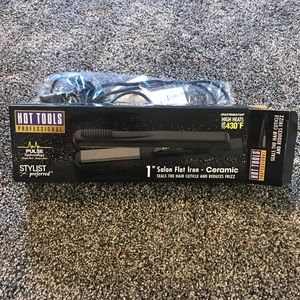 Hot Tools hair straightener. 1” ceramic plates.